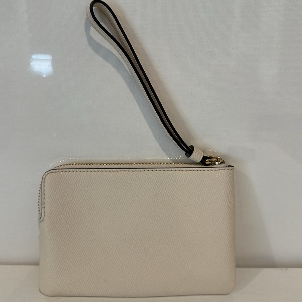 Coach Corner Zip Wristlet cream - Picture 2 of 3